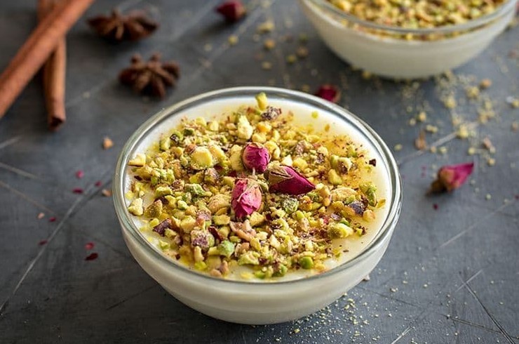طرز تهیه فرنی